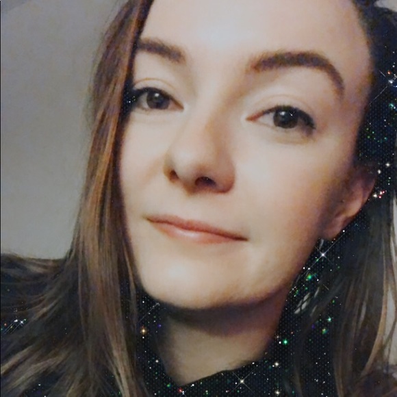 Meet the Posher Other - Meet your Posher, Lauren